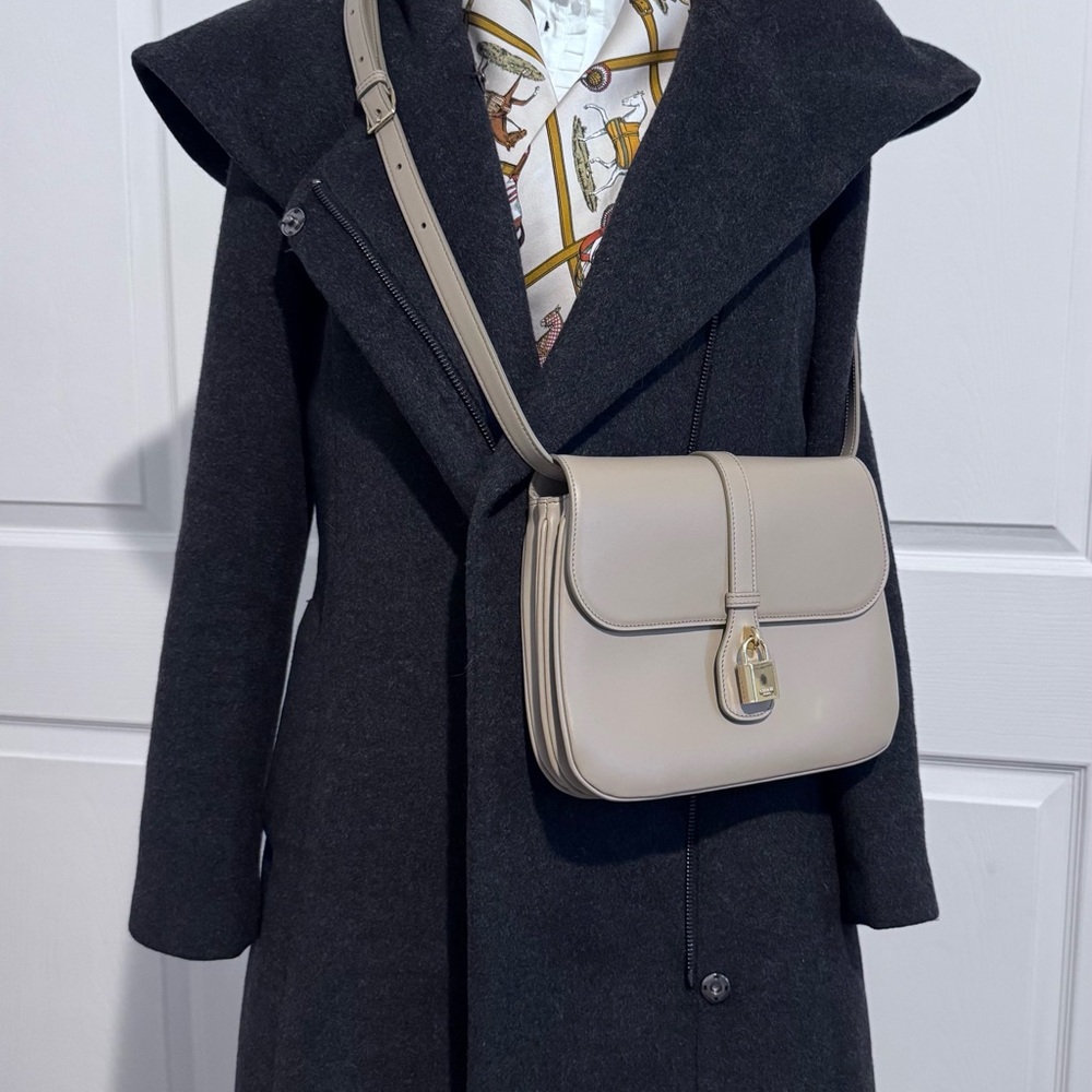 Like new Cole Haan wool blend coat size 4